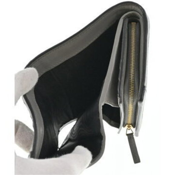 Gucci Case Gray Wallet - Picture 6 of 9